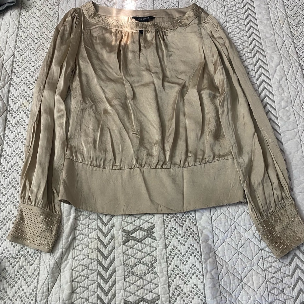 White House Black Market Champagne Silk Blouse With Beautiful Details SZ 6 - Picture 2 of 10